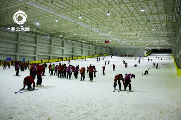 滑雪场建设公司哪家好.jpg