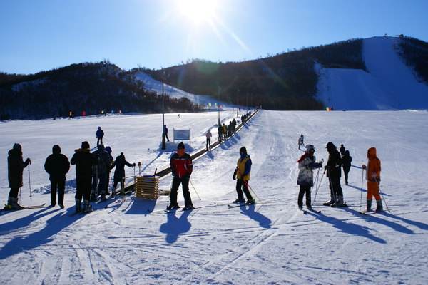 金龙山滑雪场