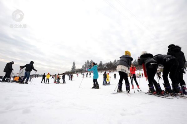 室内滑雪场设计公司