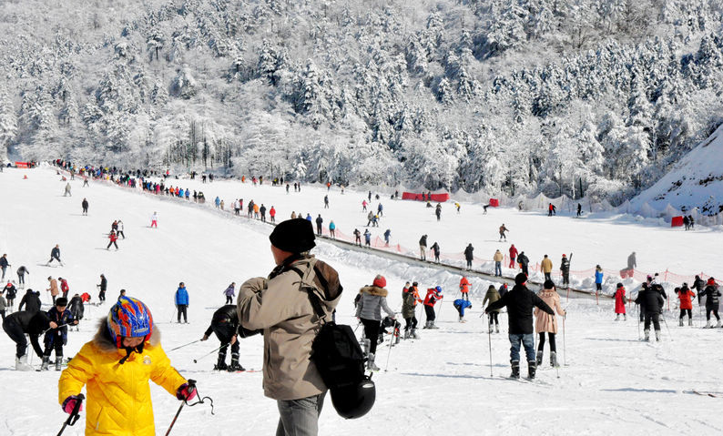临安大明山滑雪场