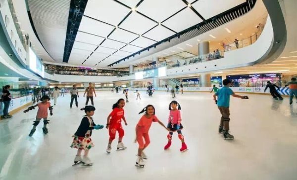 青岛滑冰场建设公司应该这样选！「赛北冰雕」
